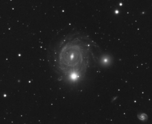 IC 983
